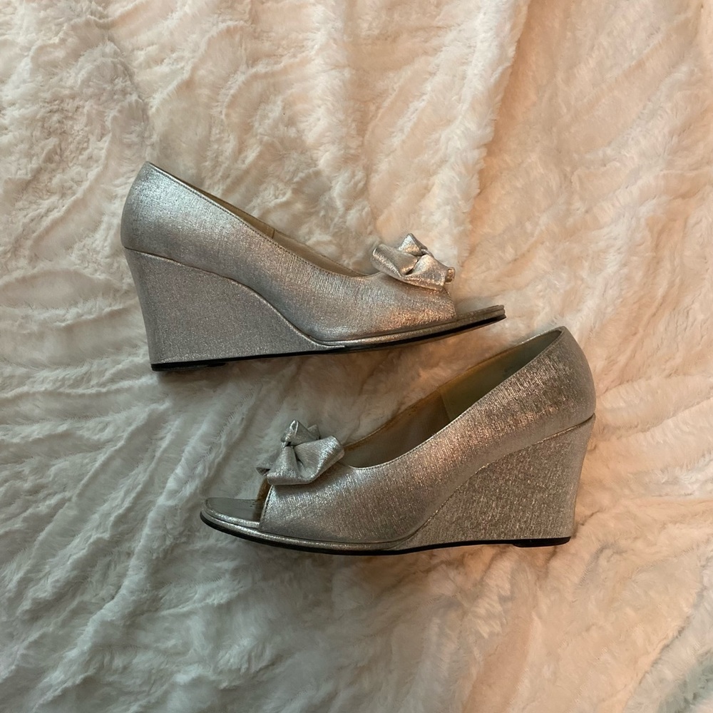 Women’s Vintage Gaymode JC Penney Platform Wedge Sandals Size 10 Silver Disco